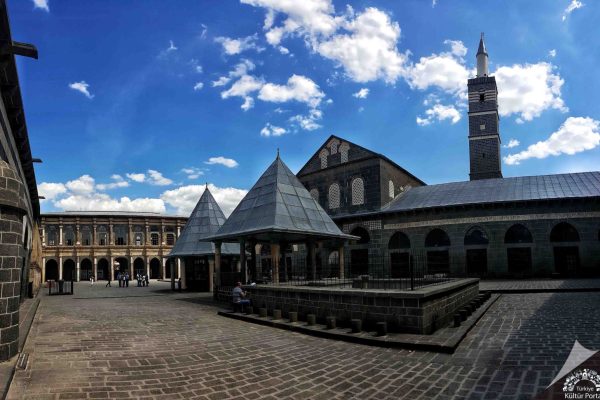 Ulucami Turu